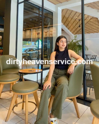 Call Girls service in Akbarpur